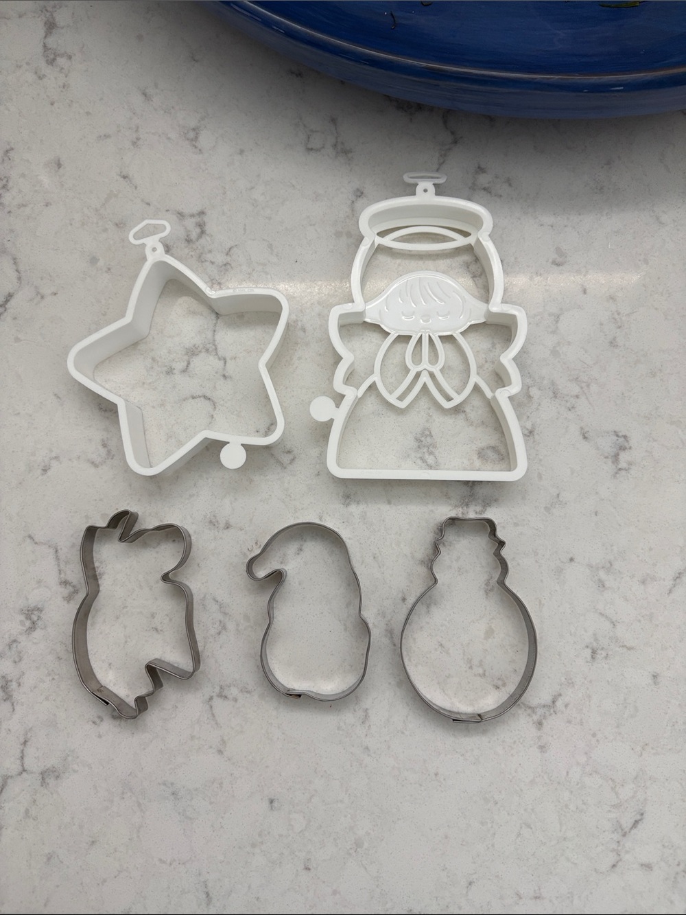 White Angel & Star cookie cutters and 3 vintage metal smaller cutters